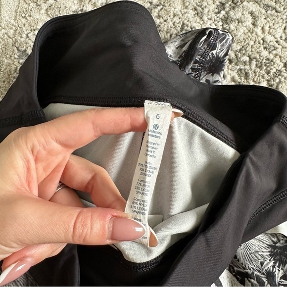 Lululemon Run Inspire Crop Leggings Flowabunga Floral Black Gray Size 6 Women’s - Picture 9 of 9